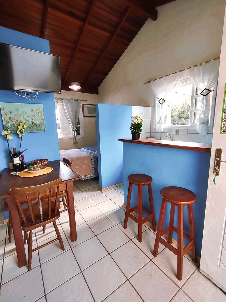 Pedacinho do Mar na Praia de Bombas - Loft 08