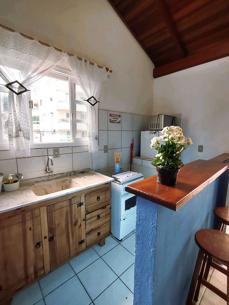 Pedacinho do Mar na Praia de Bombas - Loft 08