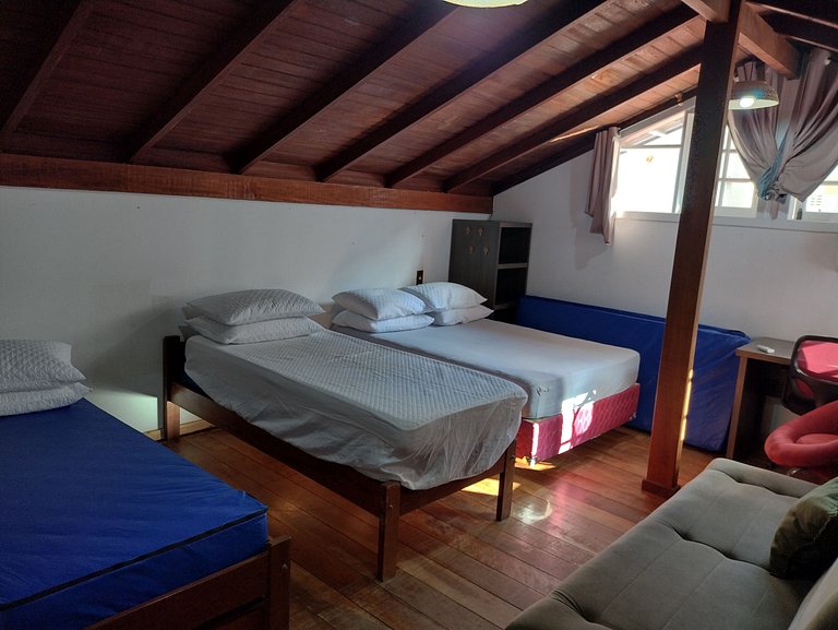 Cantinho do Mar na Praia de Bombas - Estúdio 04 Com Mezanino