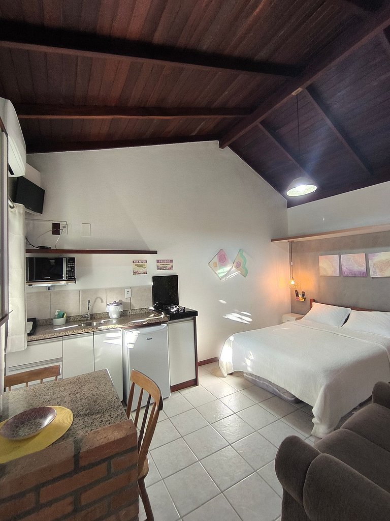 Delicinha do Mar na Praia de Bombas - Loft 01