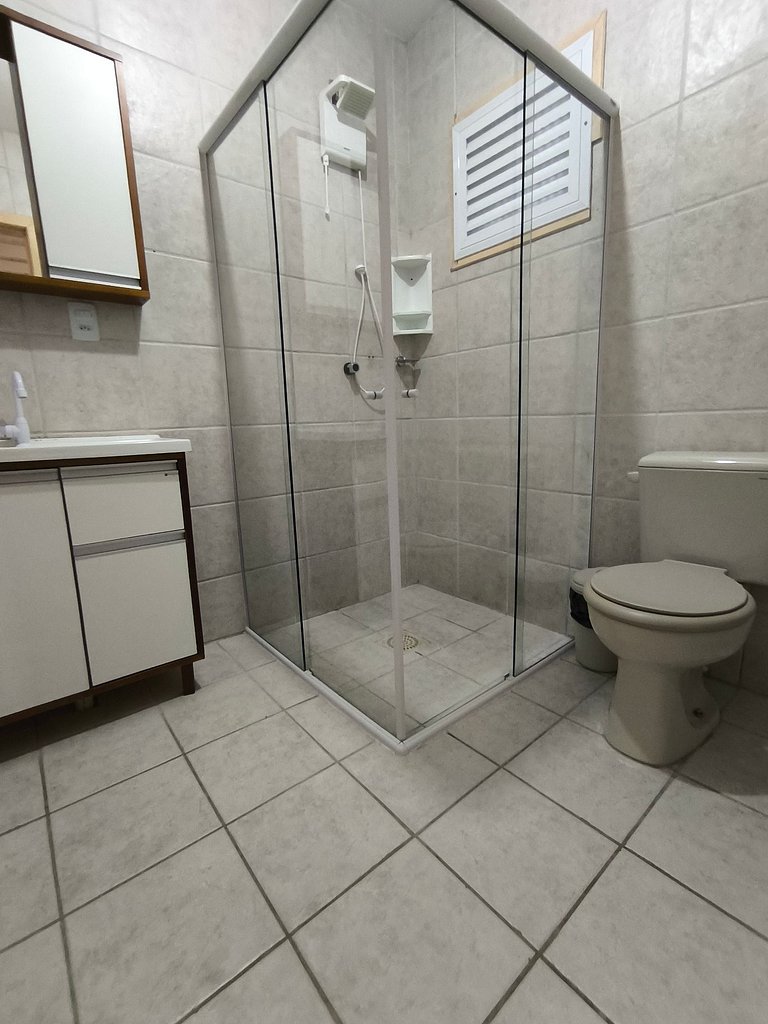 Cantinho do Mar na Praia de Bombas - Estúdio 04 Com Mezanino