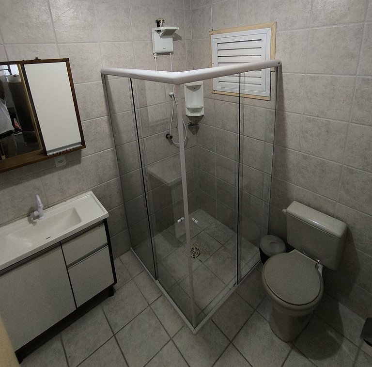 Cantinho do Mar na Praia de Bombas - Estúdio 04 Com Mezanino