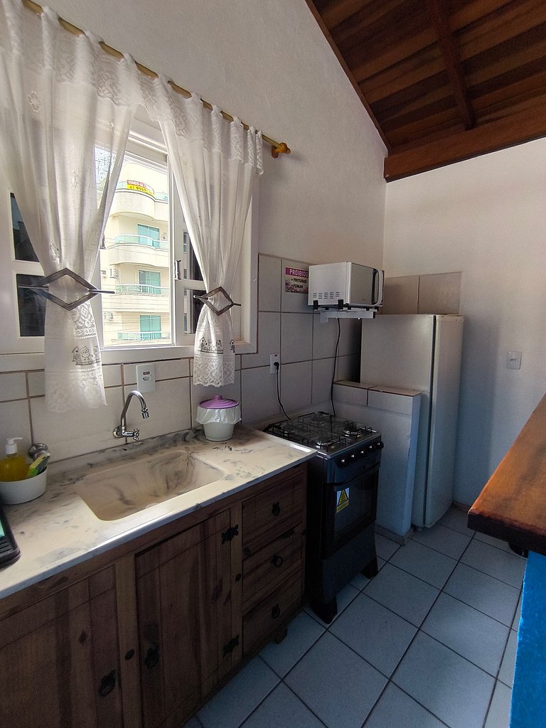 Pedacinho do Mar na Praia de Bombas - Loft 08